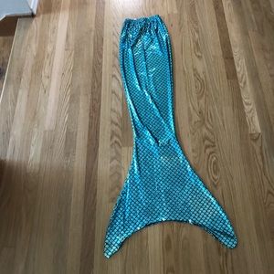 Mermaid tail- NWT